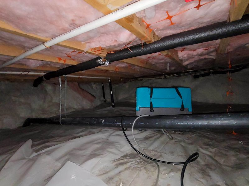 Encapsulated Crawlspace with Dehumidifier